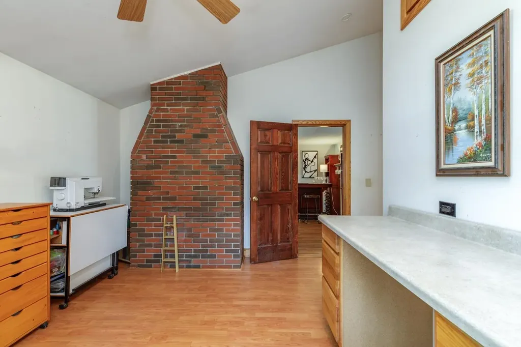17 Reeds Ferry Way Merrimack NH 03054