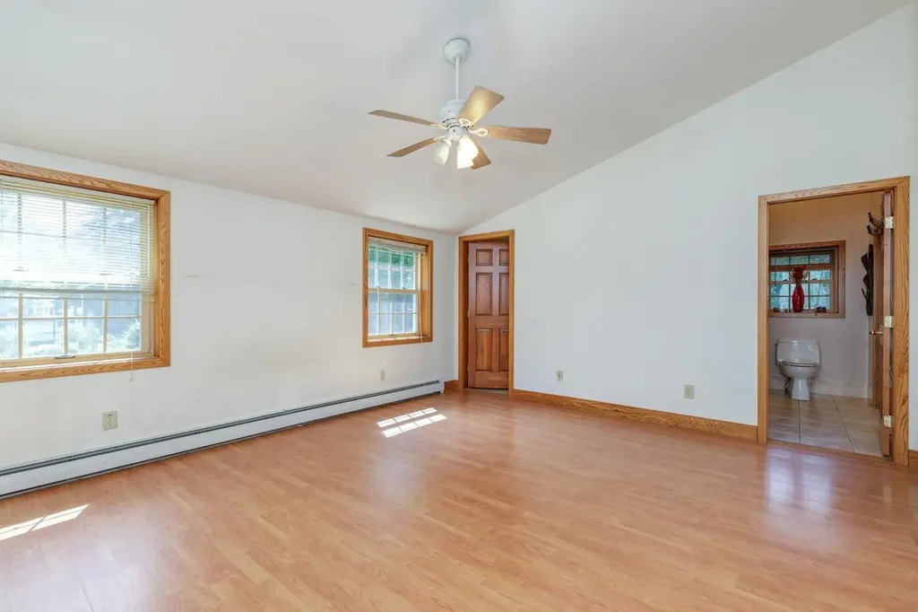 17 Reeds Ferry Way Merrimack NH 03054