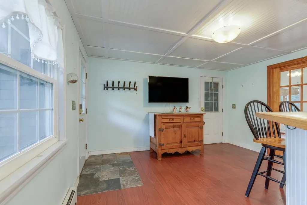 17 Reeds Ferry Way Merrimack NH 03054