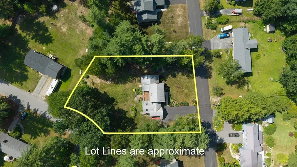 17 Reeds Ferry Way Merrimack NH 03054
