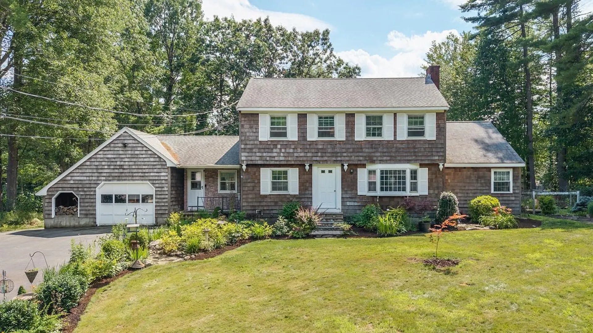17 Reeds Ferry Way Merrimack NH 03054