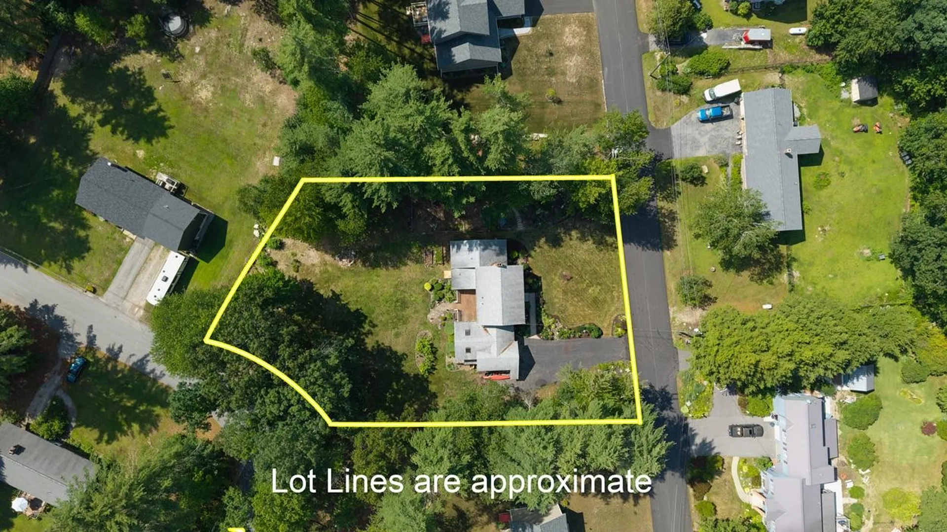 17 Reeds Ferry Way Merrimack NH 03054