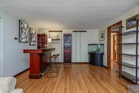 17 Reeds Ferry Way Merrimack NH 03054