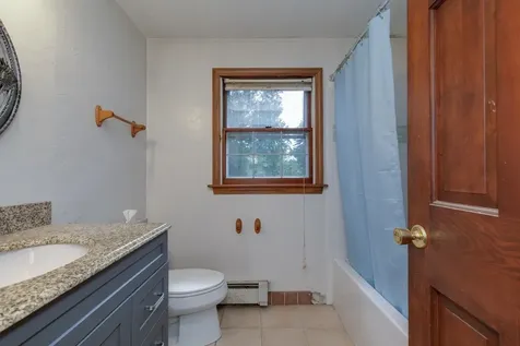 17 Reeds Ferry Way Merrimack NH 03054
