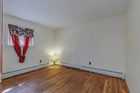17 Reeds Ferry Way Merrimack NH 03054