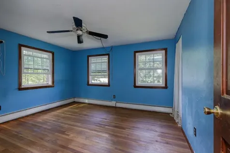 17 Reeds Ferry Way Merrimack NH 03054