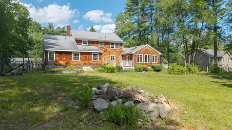 17 Reeds Ferry Way Merrimack NH 03054