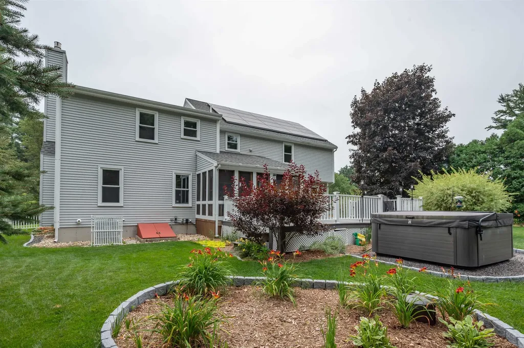 3 Drake Lane Merrimack NH 03054