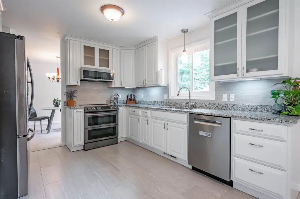 3 Drake Lane Merrimack NH 03054