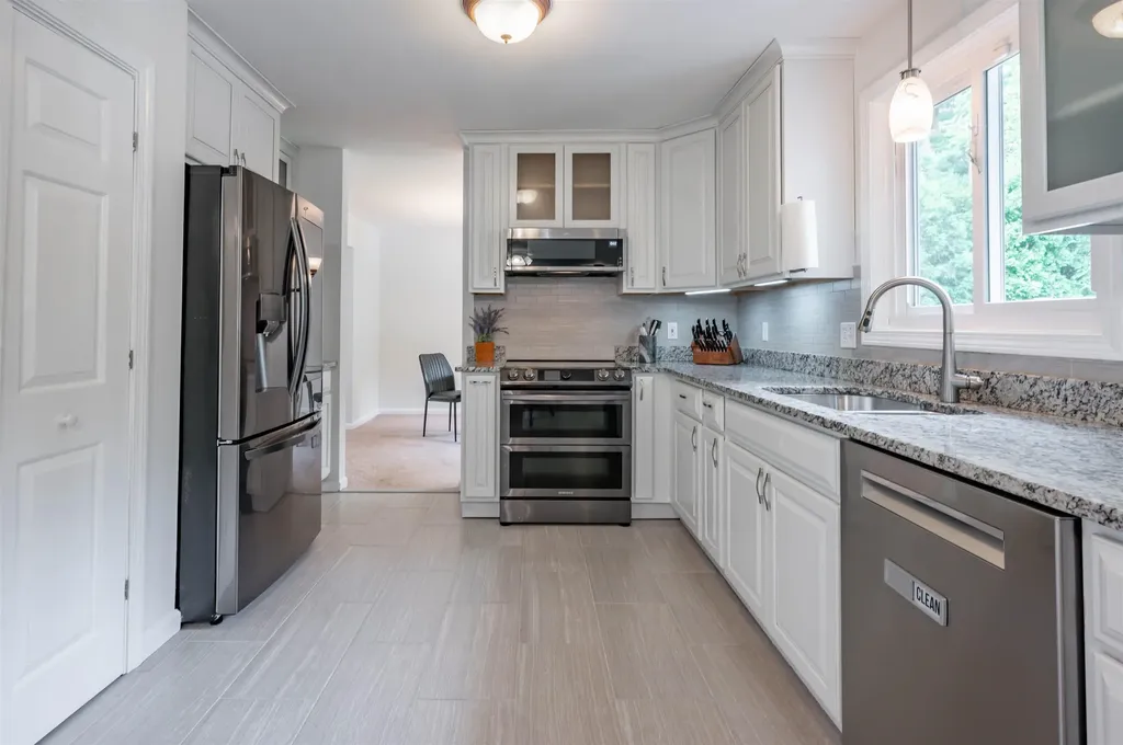 3 Drake Lane Merrimack NH 03054