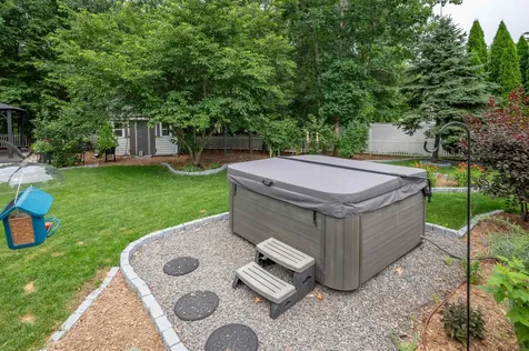 3 Drake Lane Merrimack NH 03054