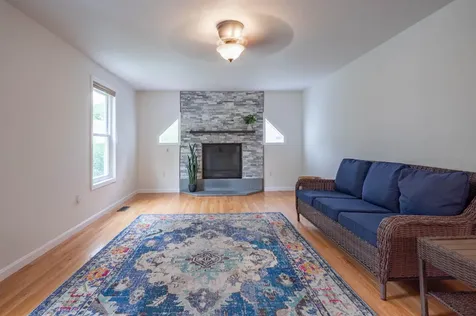 3 Drake Lane Merrimack NH 03054