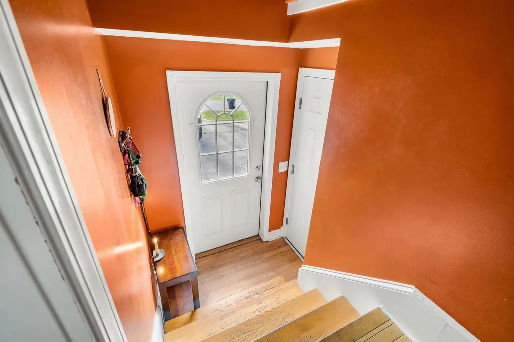 4 Squamscott Avenue Derry NH 03038