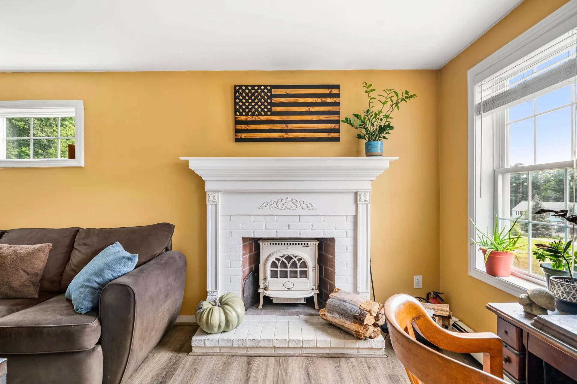 4 Squamscott Avenue Derry NH 03038