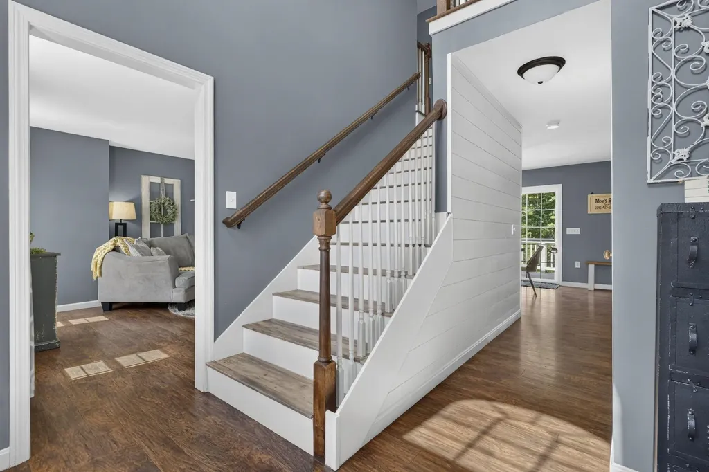 62 Cobblestone Drive Epsom NH 03234