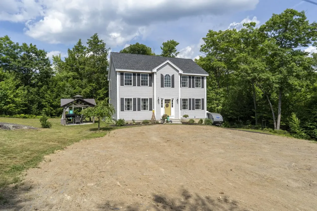 62 Cobblestone Drive Epsom NH 03234