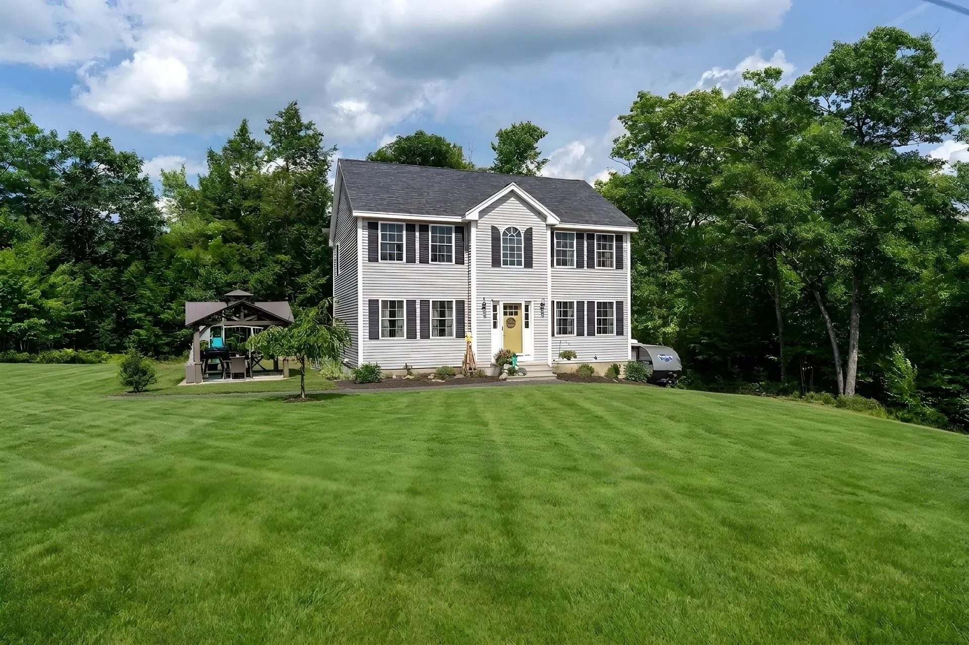 62 Cobblestone Drive Epsom NH 03234