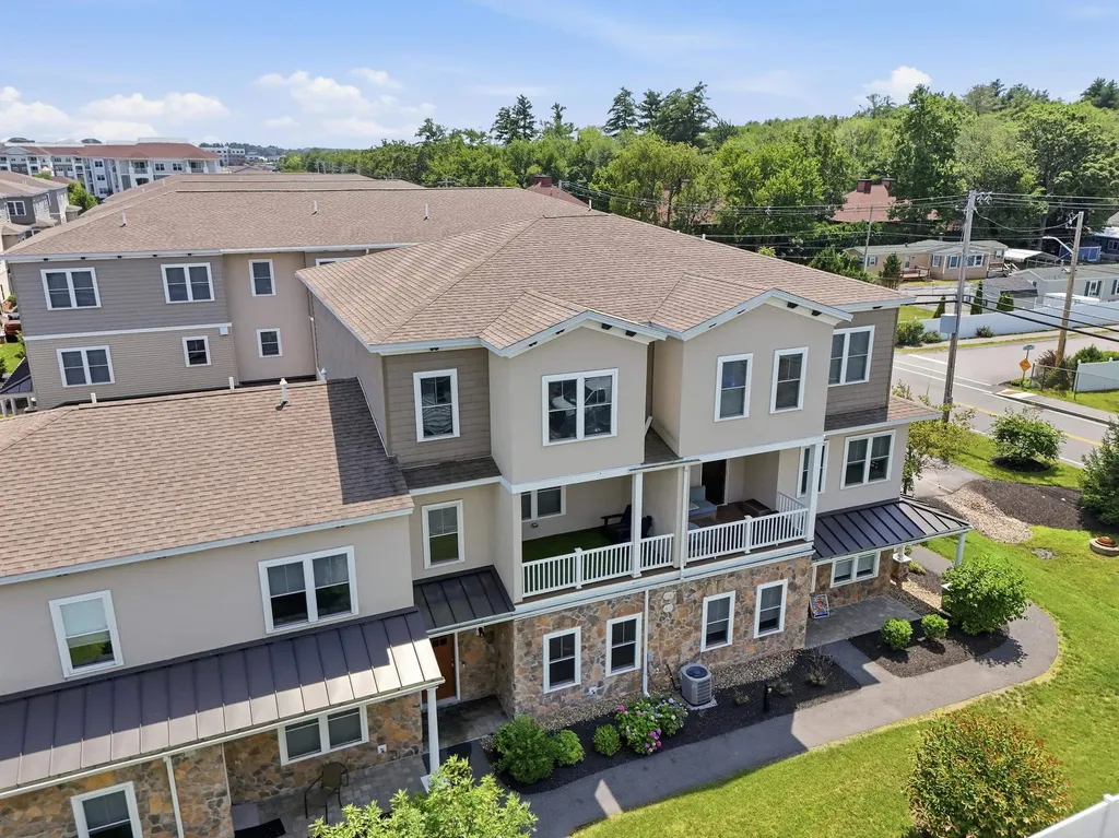 10 Milano Way Salem NH 03079