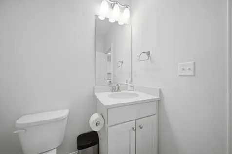 10 Milano Way Salem NH 03079