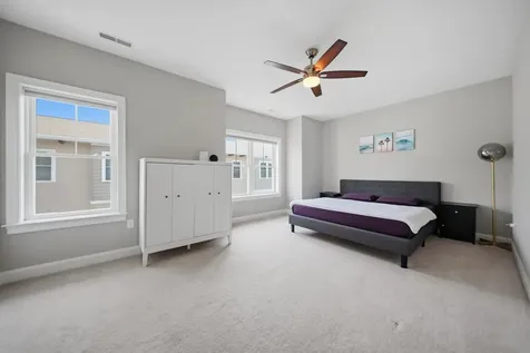 10 Milano Way Salem NH 03079