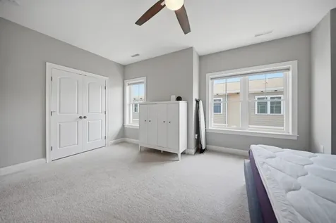 10 Milano Way Salem NH 03079