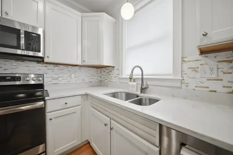 10 Milano Way Salem NH 03079