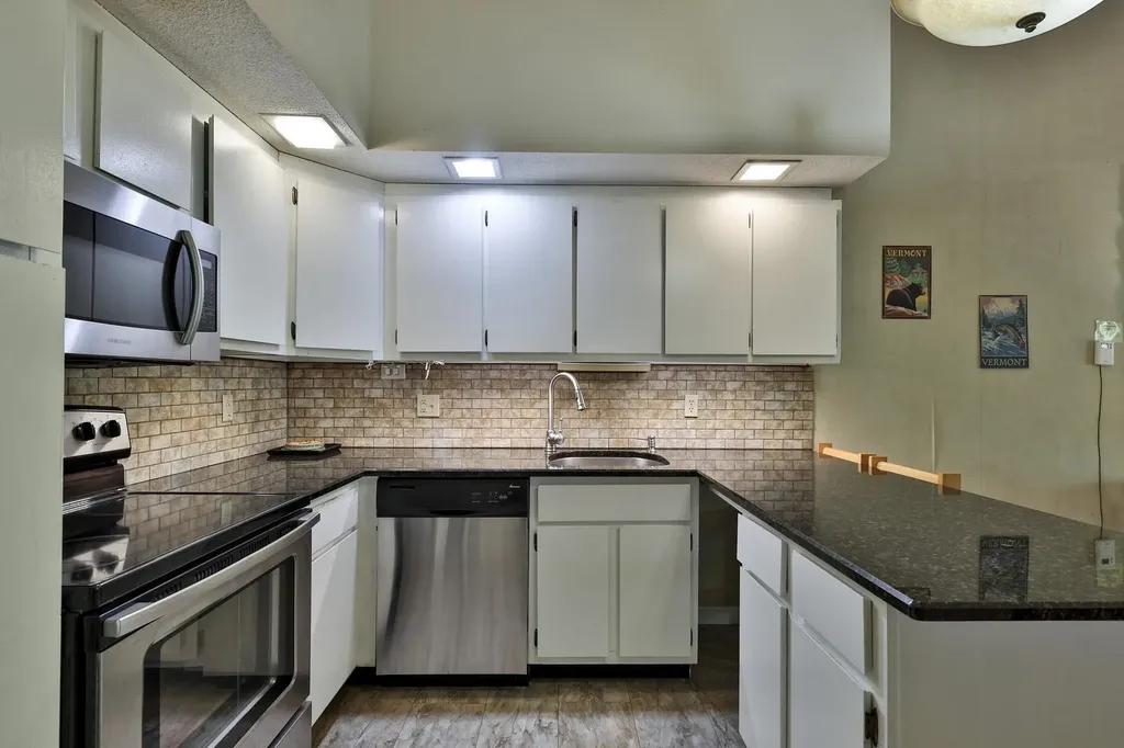 118 Gateway Court Mendon VT 05701