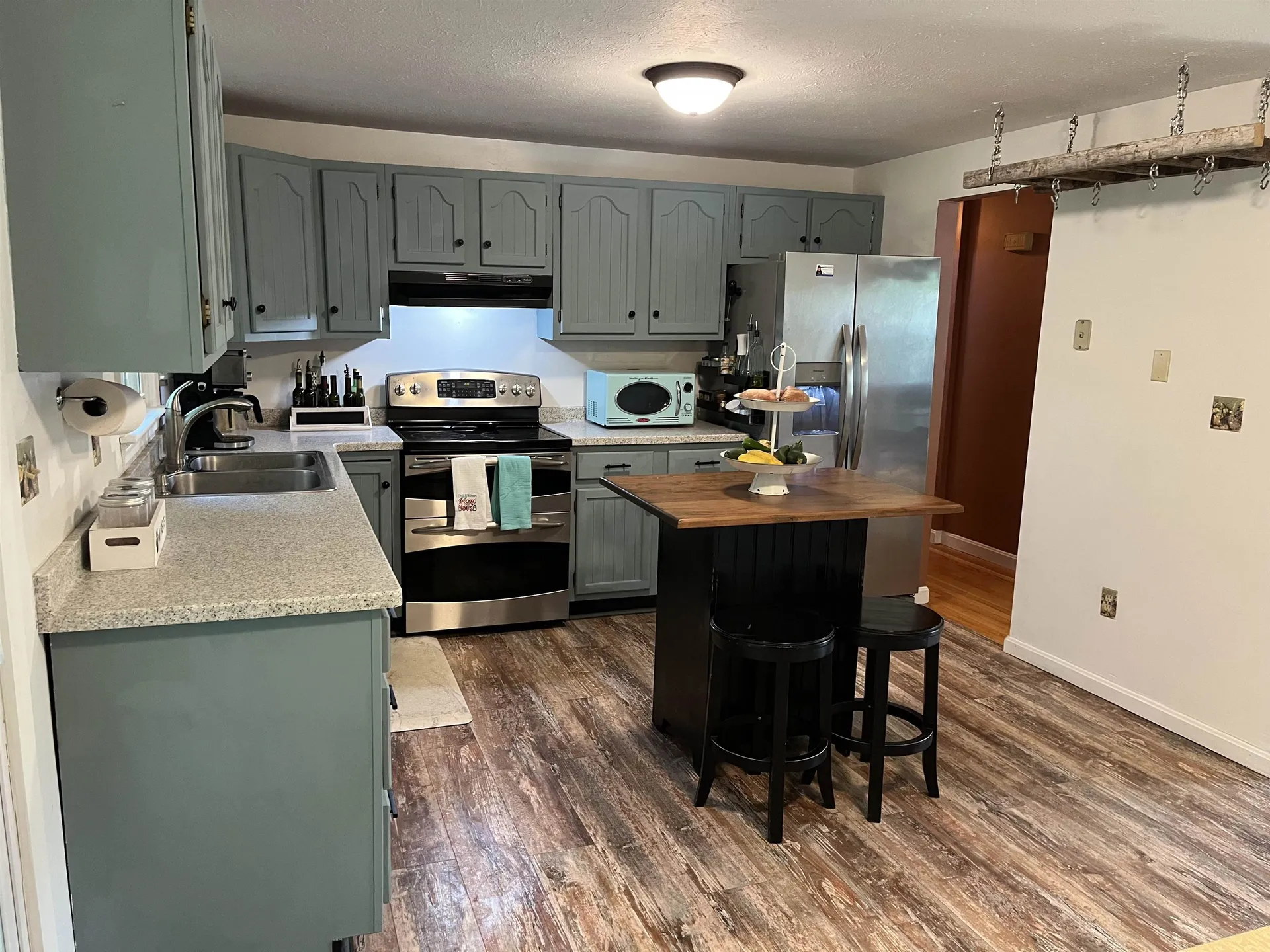 196 Tanglewood Drive Henniker NH 03242