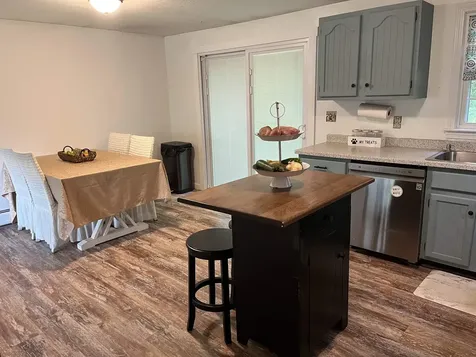 196 Tanglewood Drive Henniker NH 03242