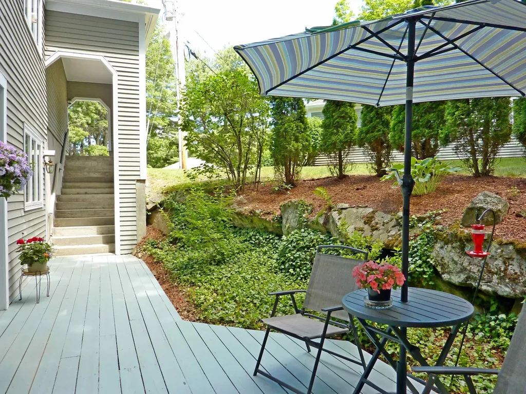 68 Heather Court Nashua NH 03062
