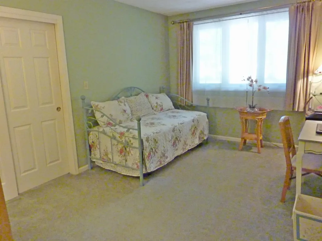 68 Heather Court Nashua NH 03062