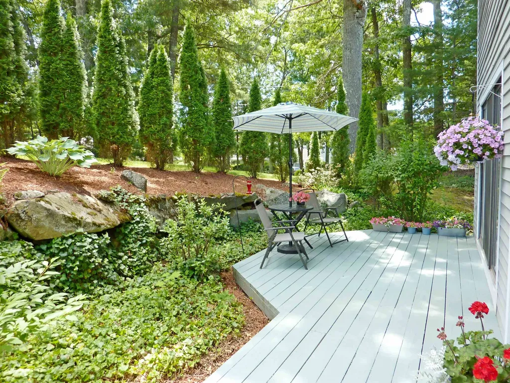 68 Heather Court Nashua NH 03062