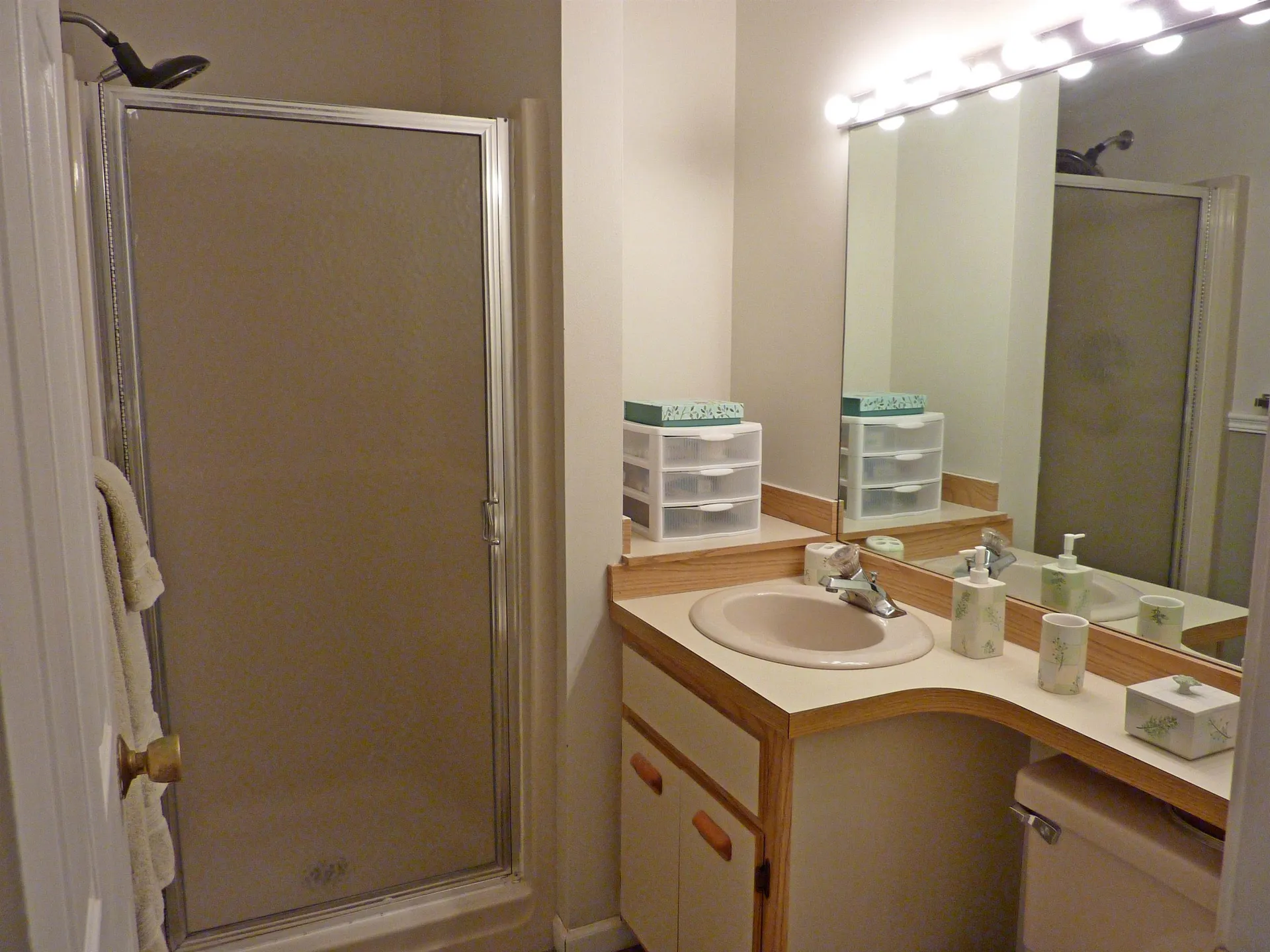 68 Heather Court Nashua NH 03062