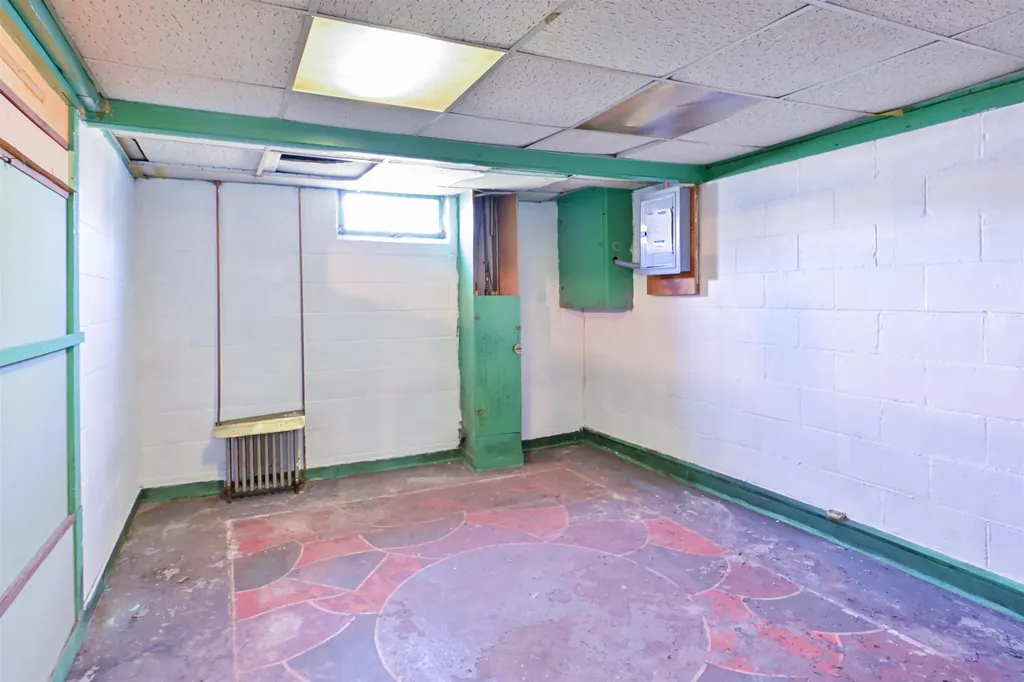 115 Crosbie Street Manchester NH 03104