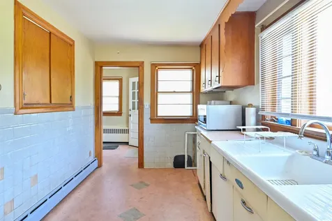 115 Crosbie Street Manchester NH 03104