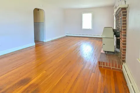 115 Crosbie Street Manchester NH 03104