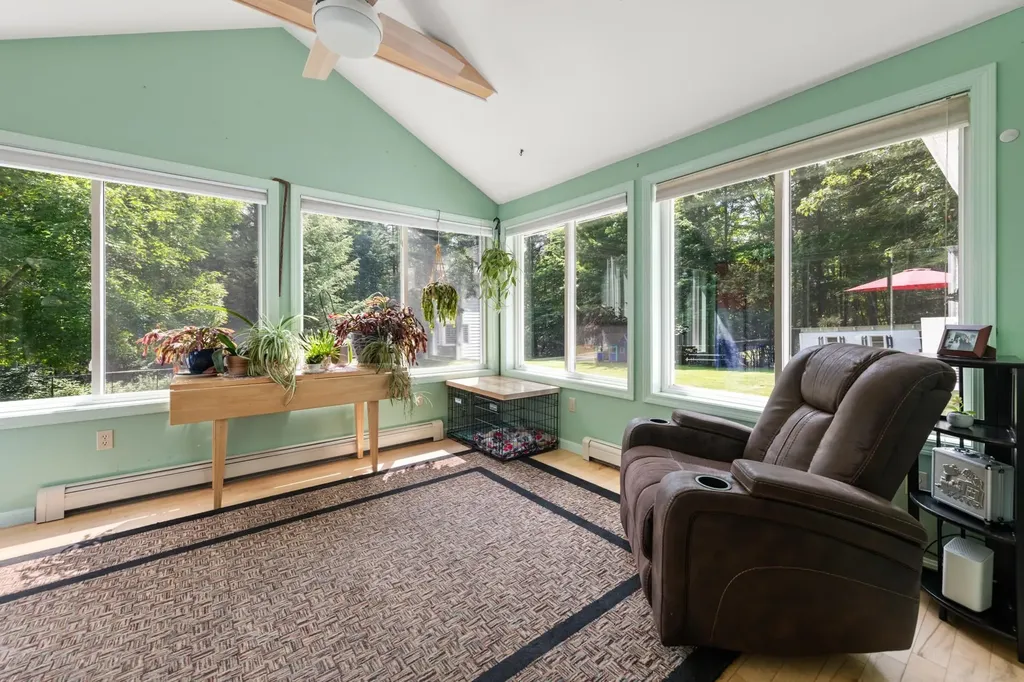 56 Barry Highlands Road Danbury NH 03230