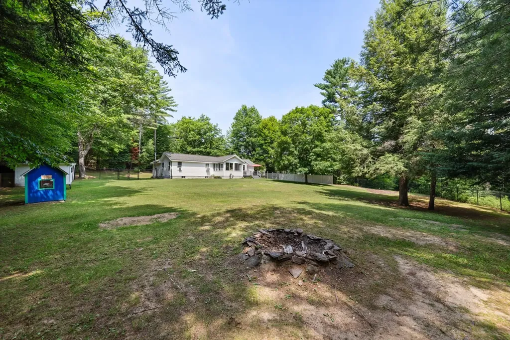 56 Barry Highlands Road Danbury NH 03230