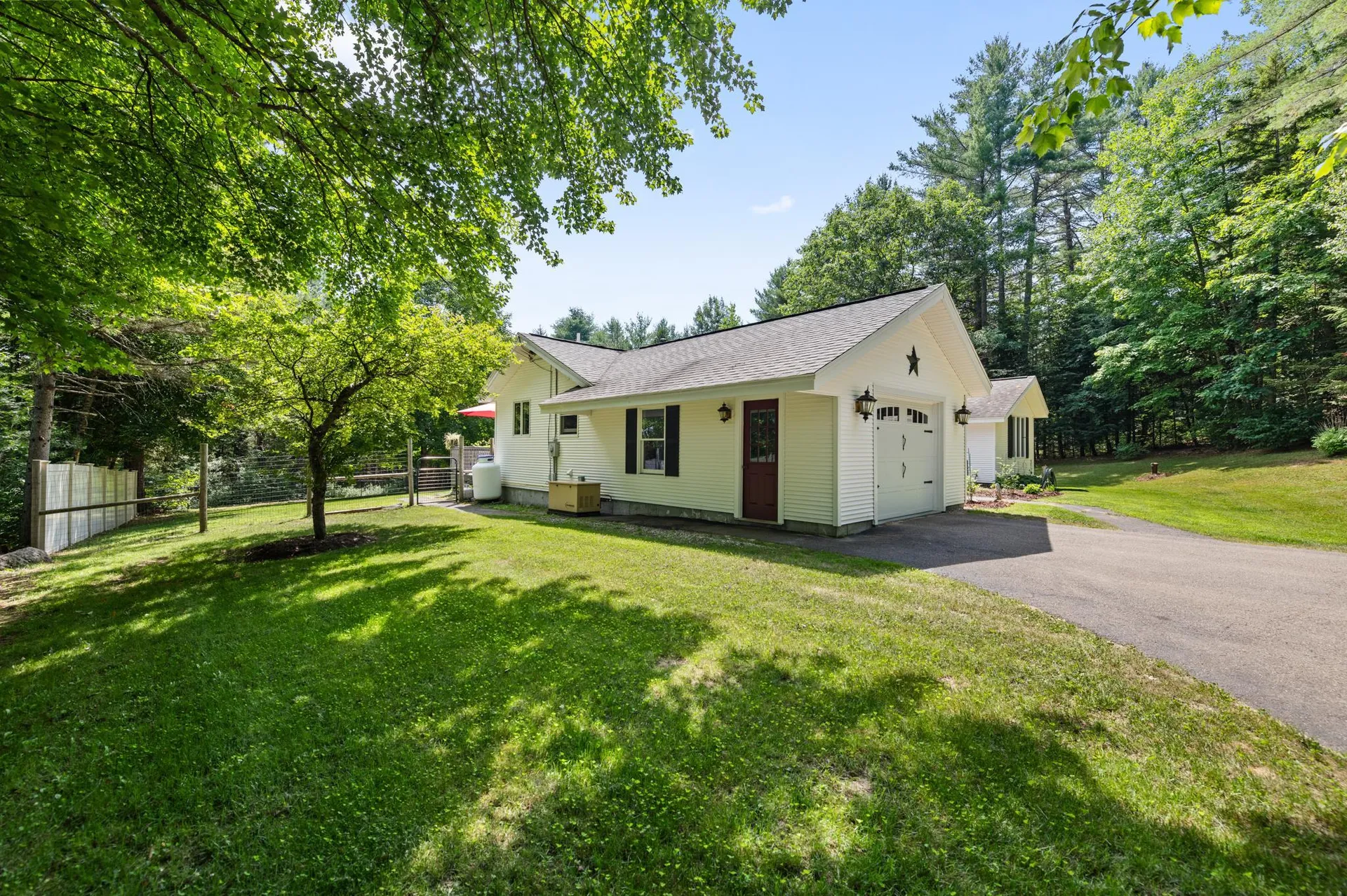56 Barry Highlands Road Danbury NH 03230