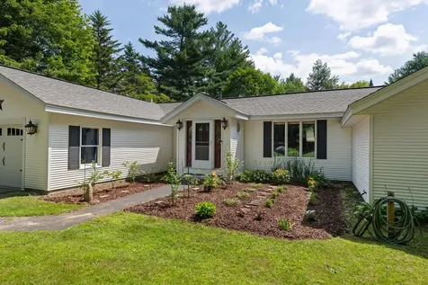 56 Barry Highlands Road Danbury NH 03230