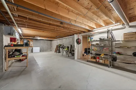 56 Barry Highlands Road Danbury NH 03230