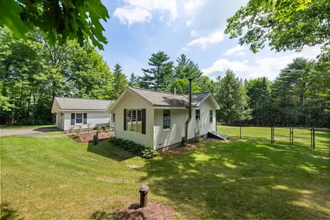 56 Barry Highlands Road Danbury NH 03230