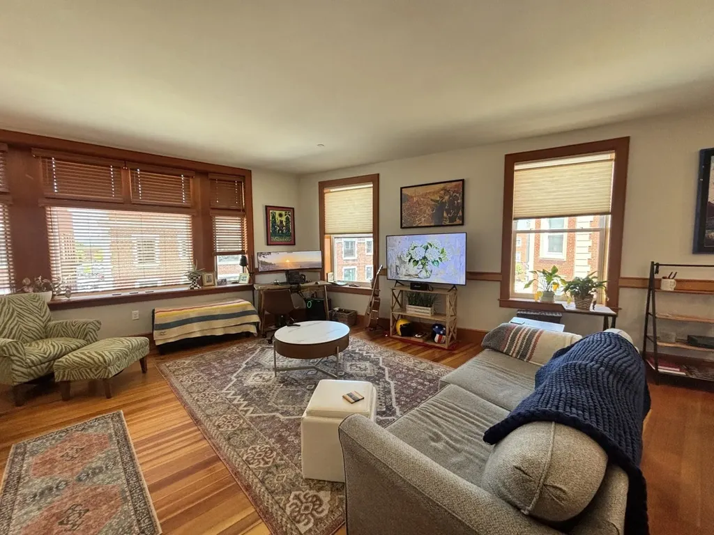 609 Main Street Laconia NH 03246