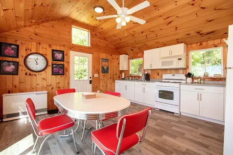 100 Nanas Lane Concord VT 05824
