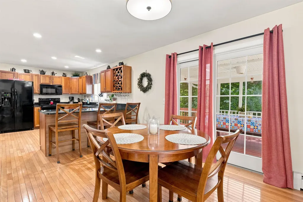 125 Walnut Hill Road Derry NH 03038