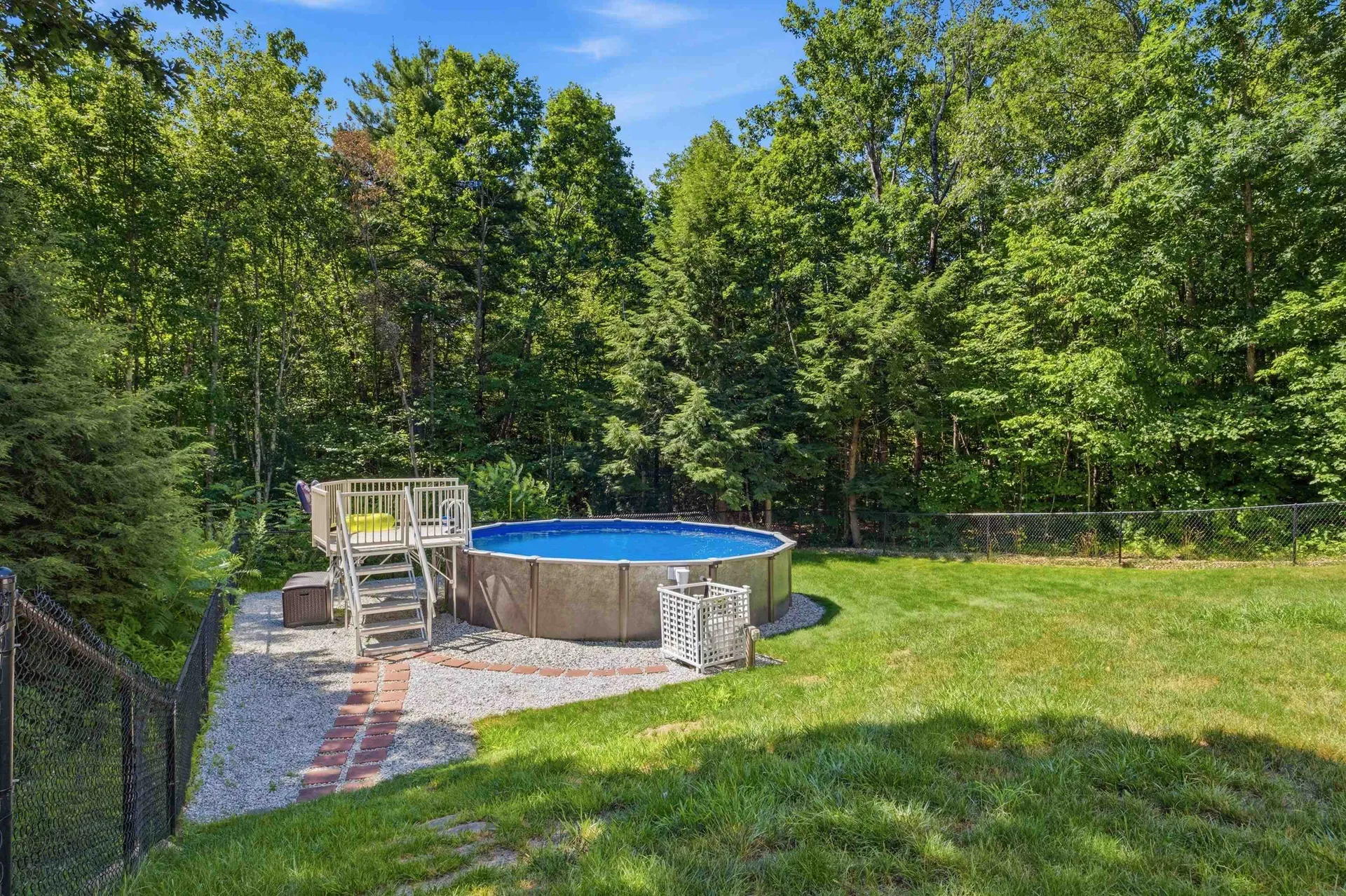 125 Walnut Hill Road Derry NH 03038