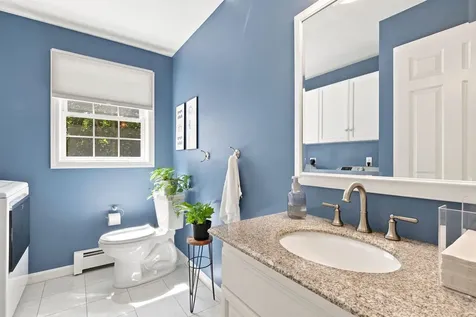 125 Walnut Hill Road Derry NH 03038