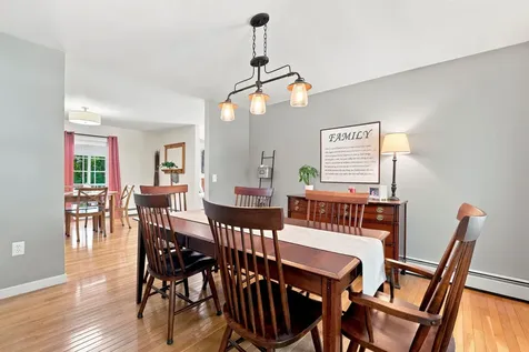 125 Walnut Hill Road Derry NH 03038