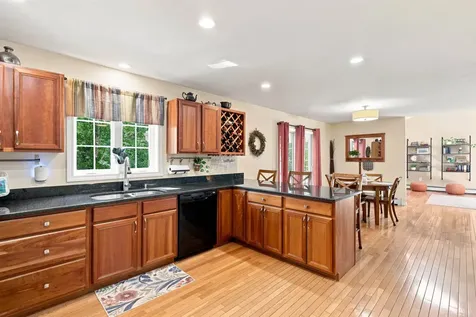 125 Walnut Hill Road Derry NH 03038