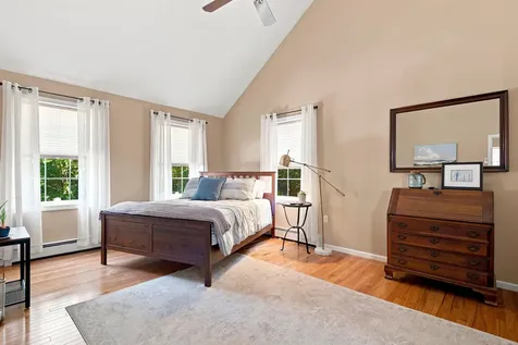125 Walnut Hill Road Derry NH 03038